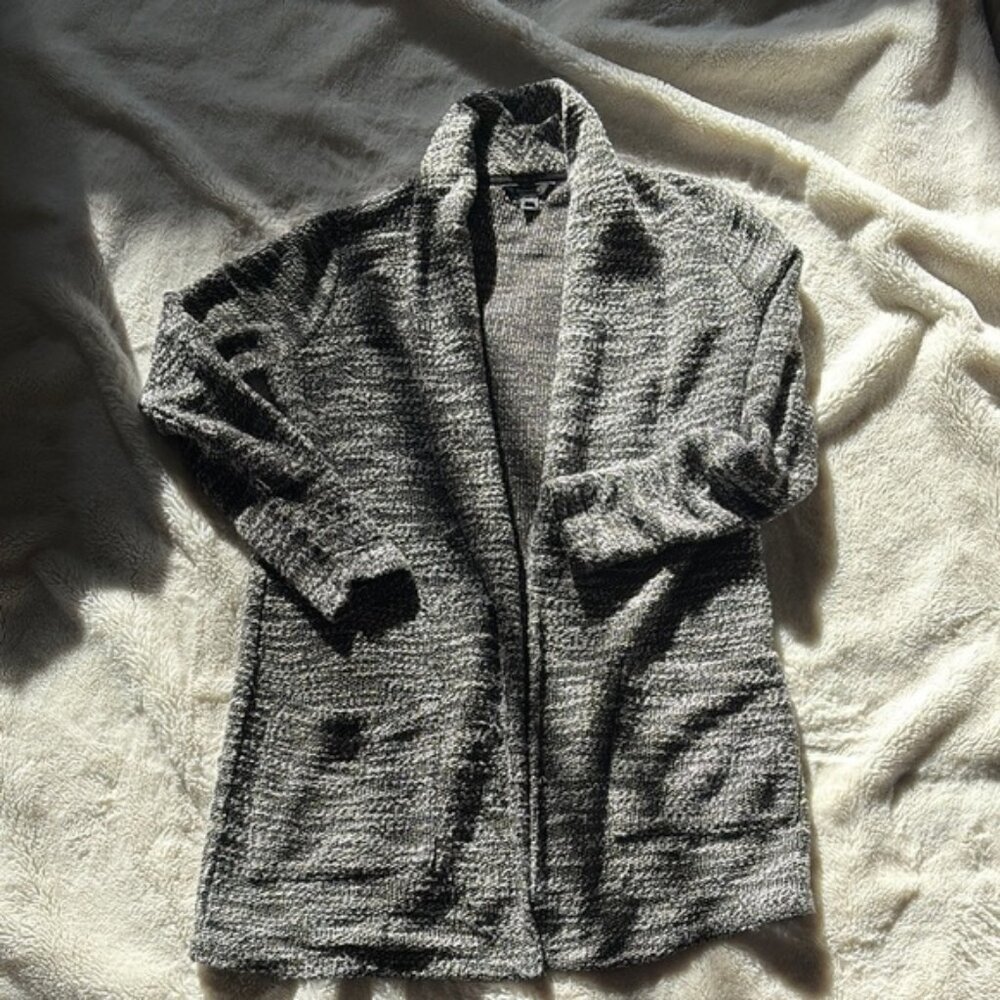 RW&CO. Brown and White Knit Sweater Extra Small